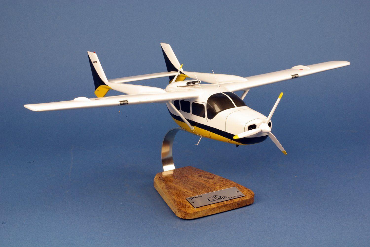 Cessna 337 Skymaster maquette bois 1/24 50 cm sur socle