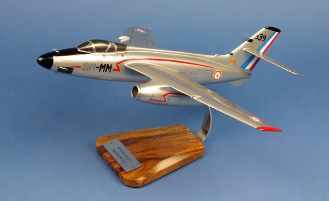 Maquette bois Vautour IIN Normandie-Niemen 1/45 L48 cm