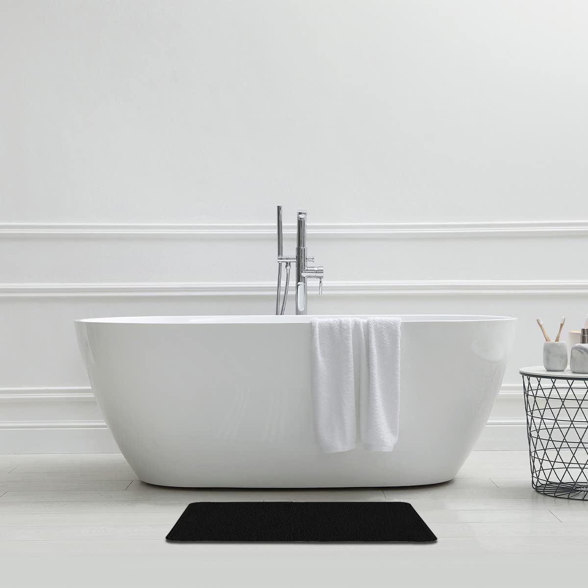 Levasseur Salle de bain Polynésie tapis de bain noir 50x80cm