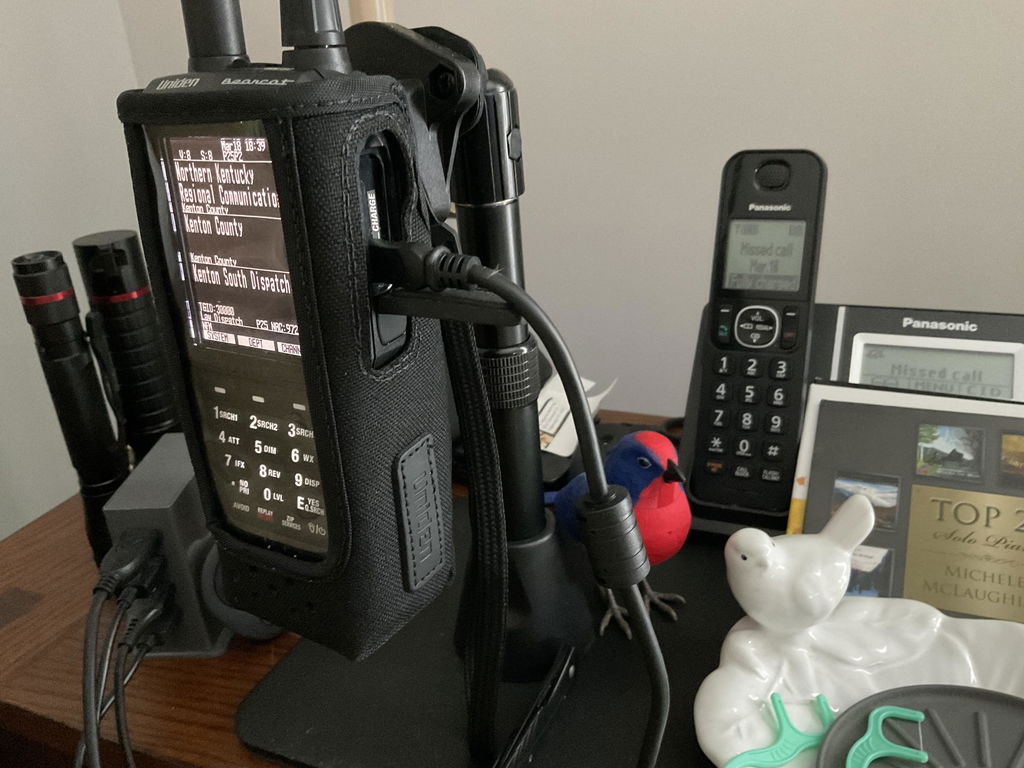 Uniden Housse Protection Scanner SDS100 BCD436HP