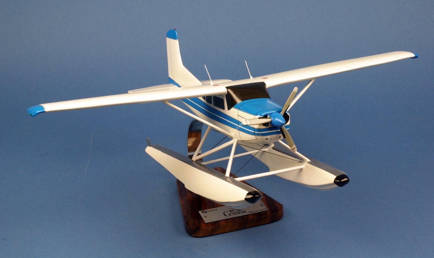 Cessna 185 Skywagon Floatplane maquette bois 1/24 45 cm