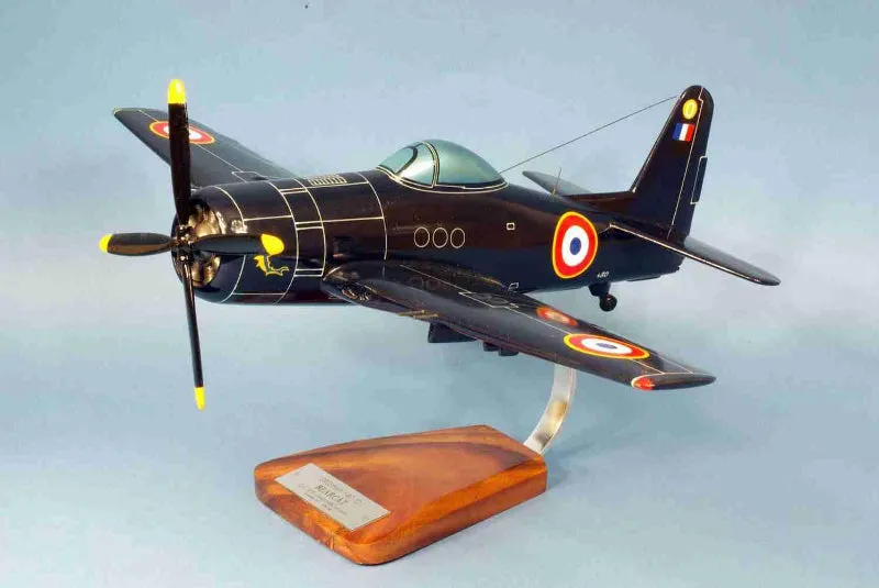 La Boutique du Pilote F-8F Bearcat EC II/8 maquette bois 1/24
