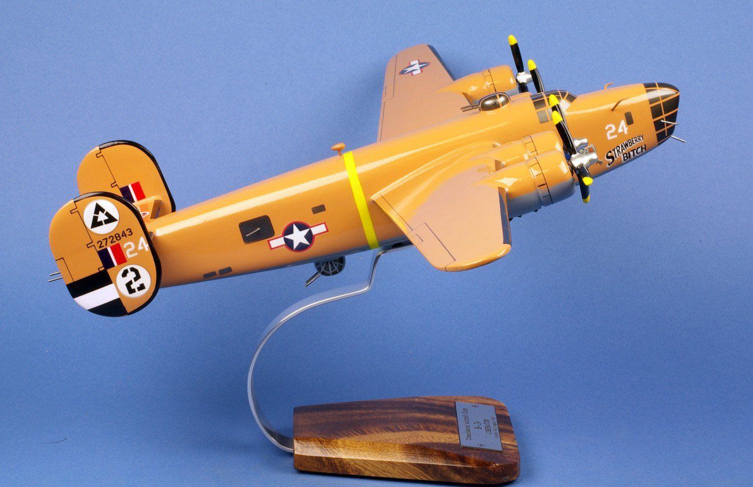 La Boutique du Pilote B-24D Liberator maquette bois 1/55