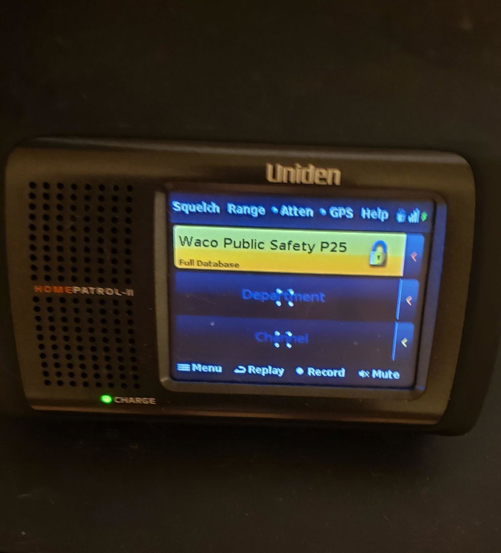 Uniden HomePatrol-2 scanner radio tactile portable