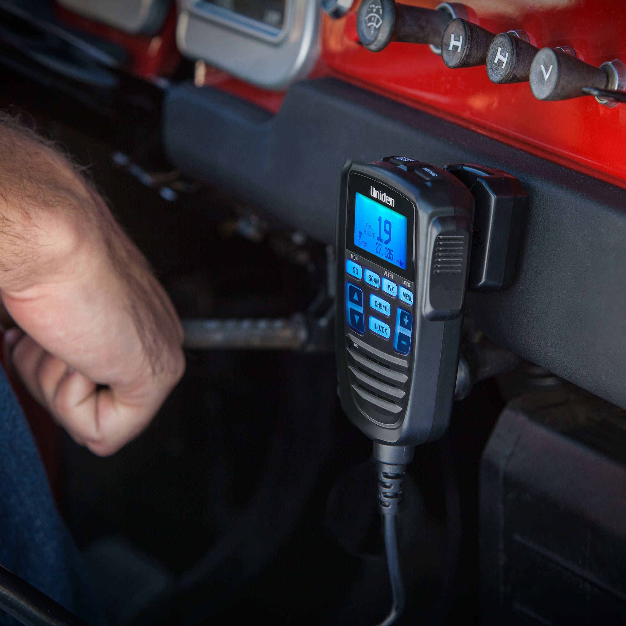 Uniden CMX760 radio CB compacte 4x4