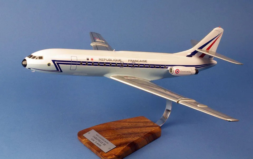 La Boutique du Pilote Caravelle SE-210 III F-RAFG Maquette Bois 1/72