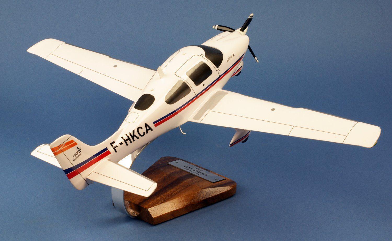 La Boutique du Pilote Cirrus SR22 maquette bois F-HKCA 36x53cm