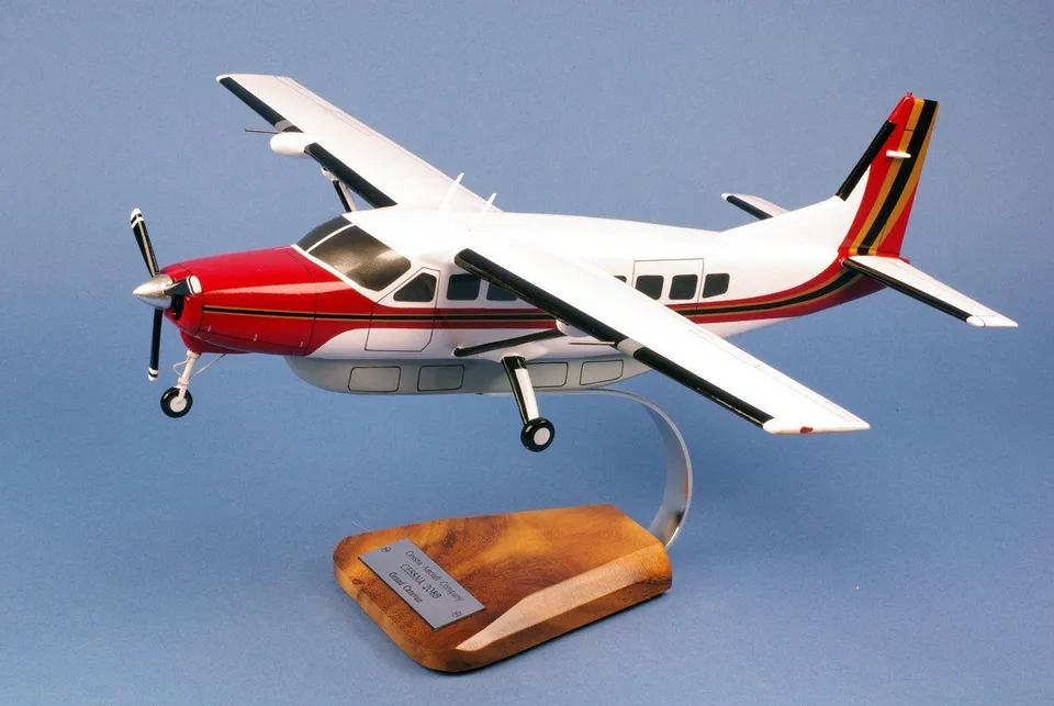 Cessna 208.B Grand Caravan maquette bois 1/32 49 cm