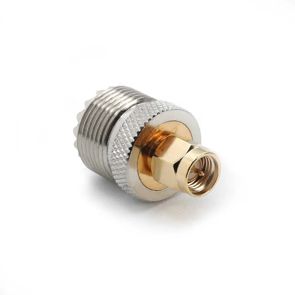Rugged Air adaptateur SMA mâle vers UHF femelle