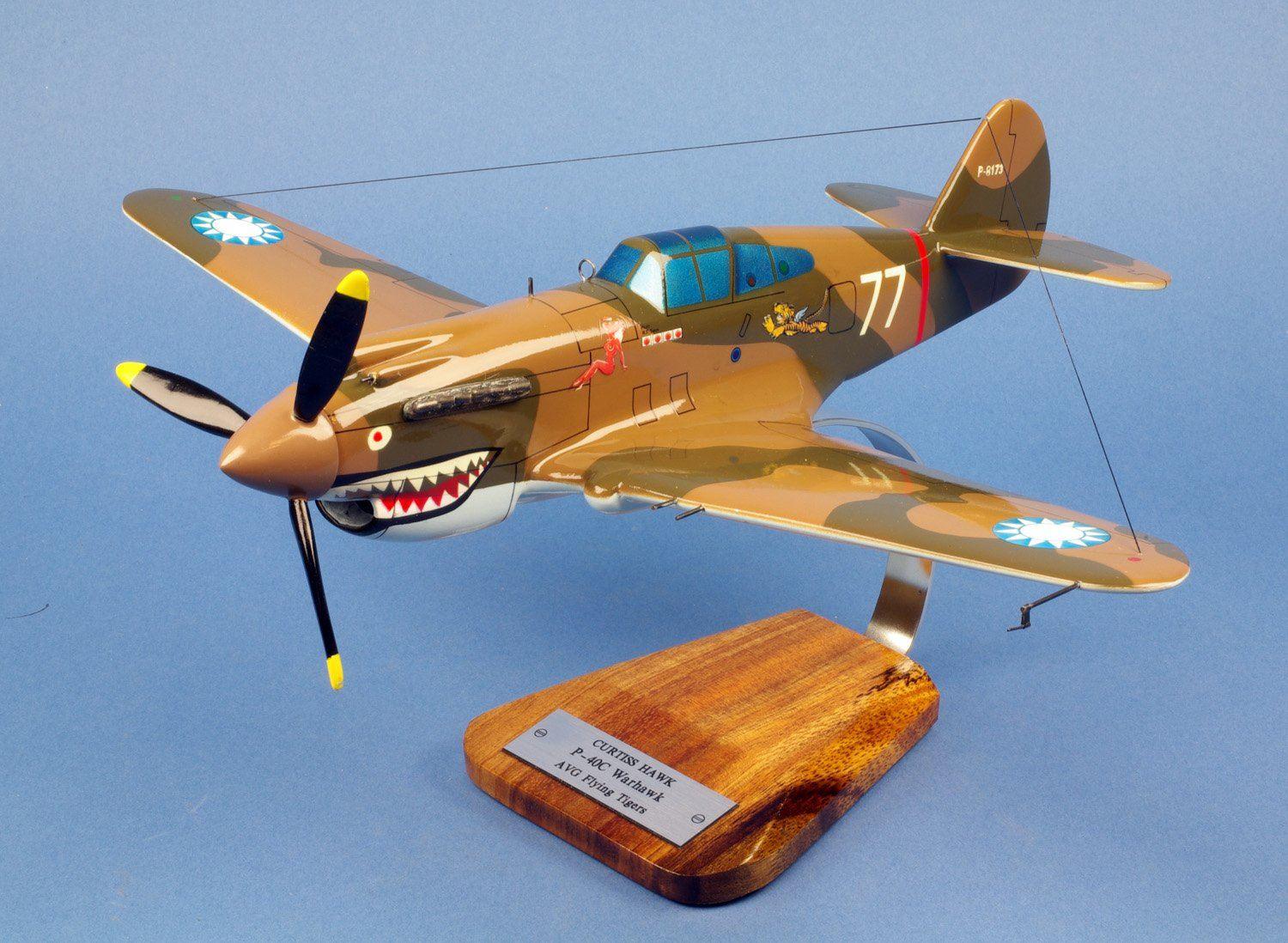 La Boutique du Pilote P-40C Warhawk maquette bois 1/24