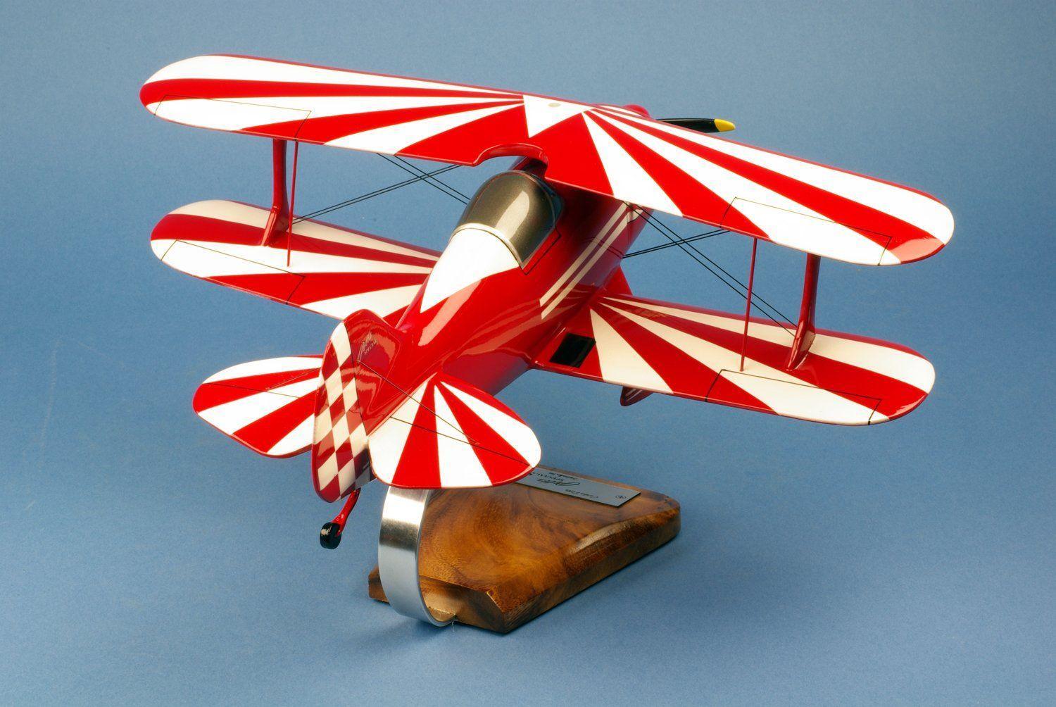 Pitts Special S.1 maquette bois 1/14 socle acacia