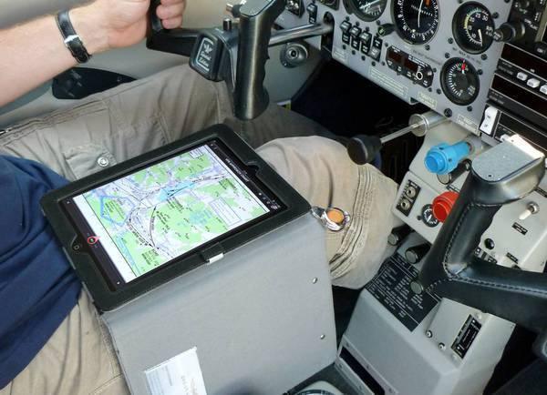 La Boutique du Pilote I-Pilot planche de vol iPad cuir