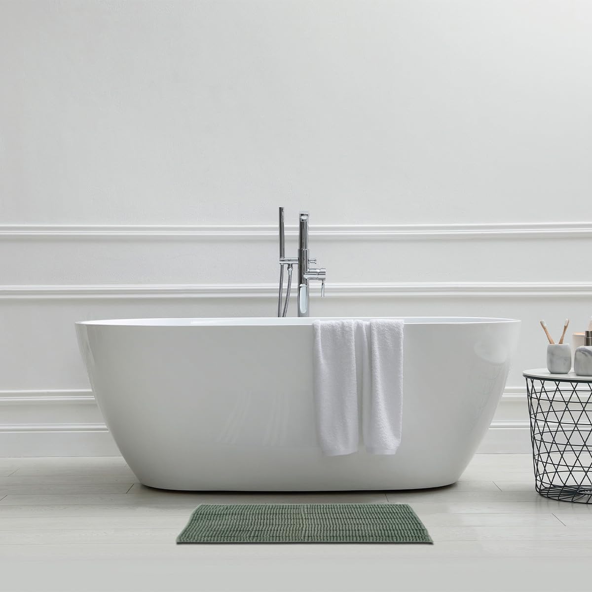LEVASSEUR Stripy tapis de bain chenille sauge vert 50x70cm