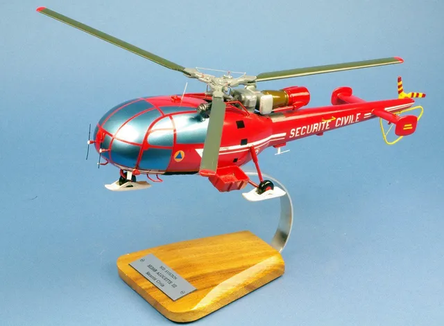 La Boutique du Pilote Alouette III AS316B maquette bois 1/25