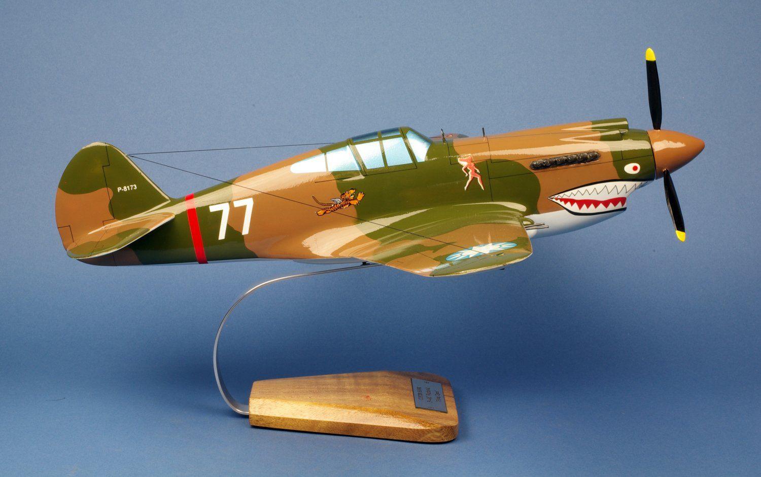 La Boutique du Pilote P-40C Warhawk maquette bois 1/24