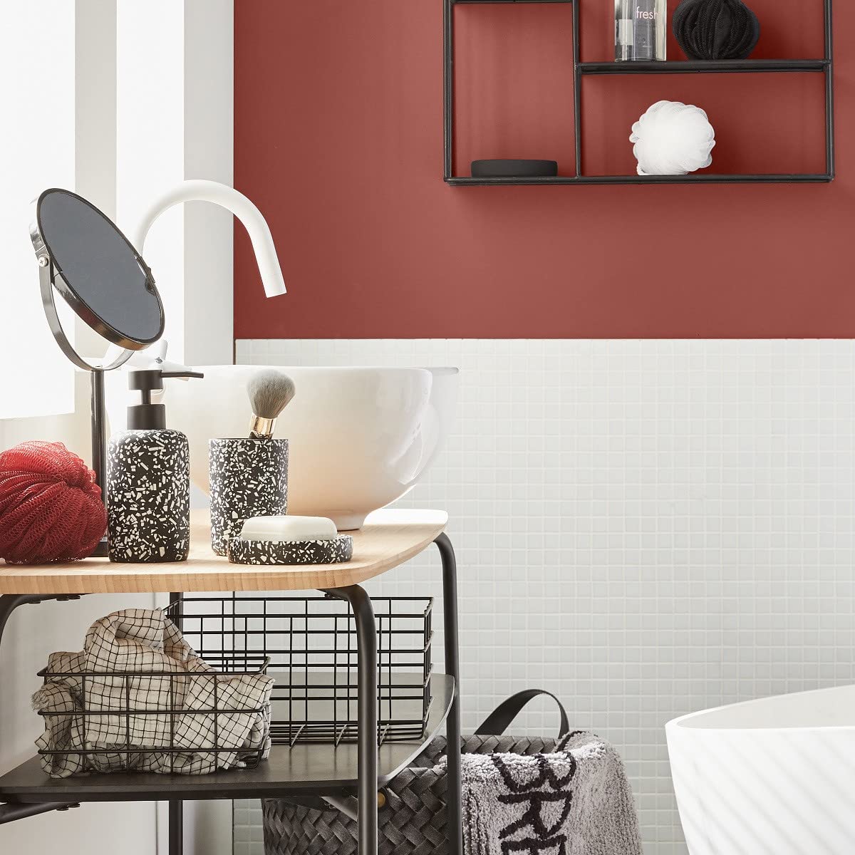 LEVASSEUR Guy Refleto miroir grossissant metal noir 15x15x35cm