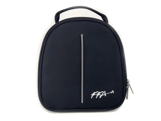 La Boutique du Pilote FFA sac à casque logo FFA 21x24x7 cm