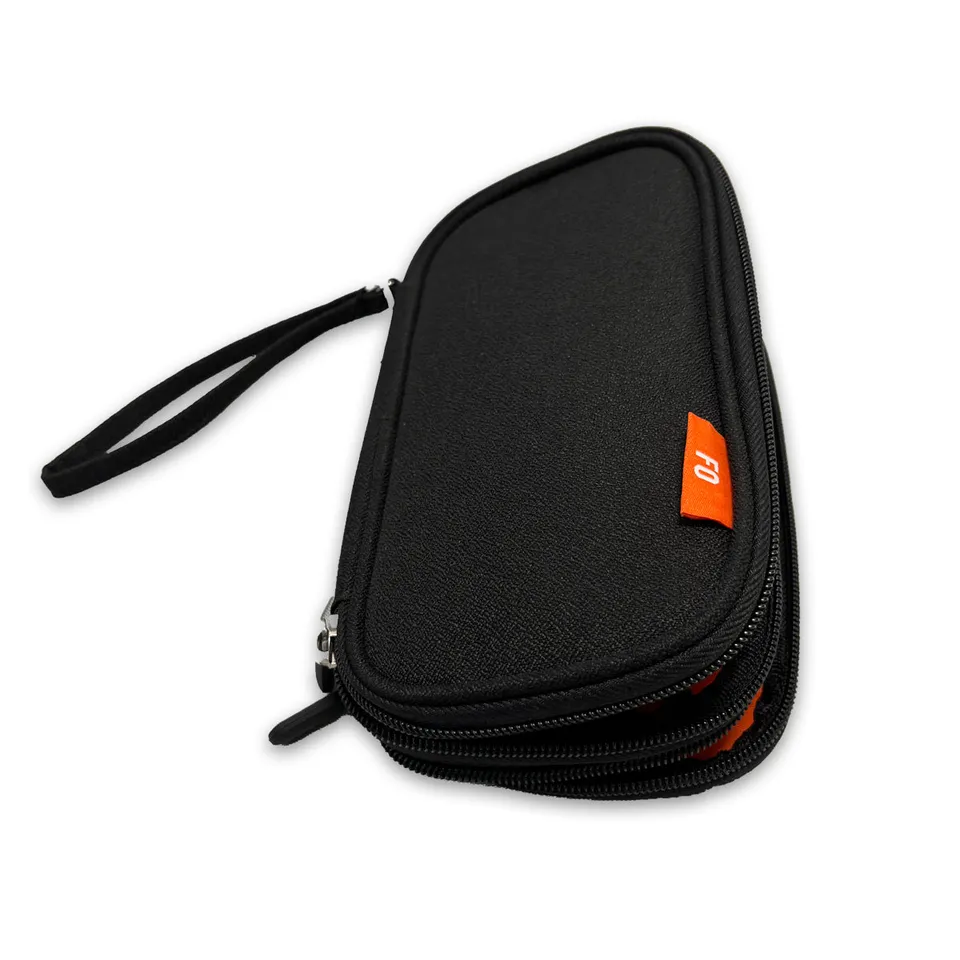 Flight Outfitters Cord Organizer pochette câbles déperlante