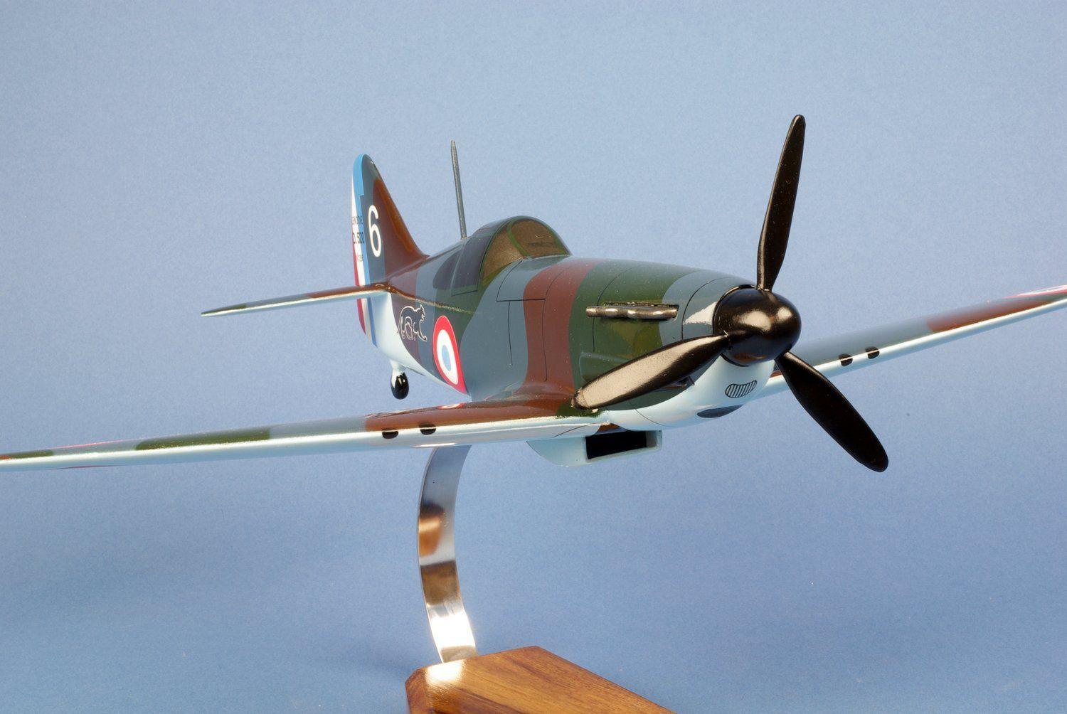 Dewoitine D.520 GC II/7 maquette bois 1/28 44,5 cm