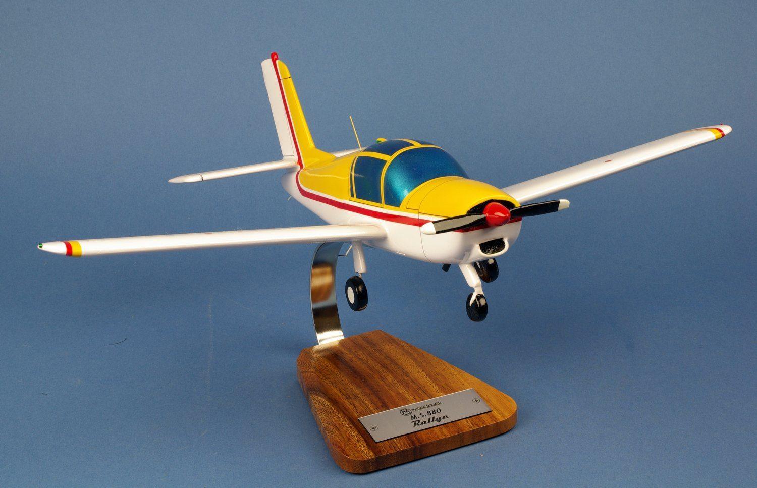 Morane-Saulnier MS 880 Rallye maquette bois 1/22 43cm