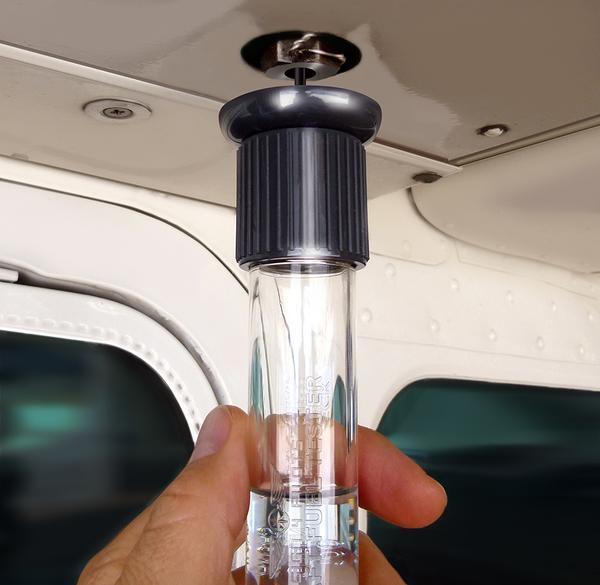 Design4pilots testeur carburant avion eau pollution