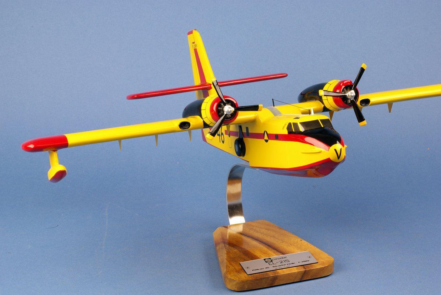 Canadair CL-215 Pelican n°46 F-ZBBV Maquette bois 1/55 37x52 cm