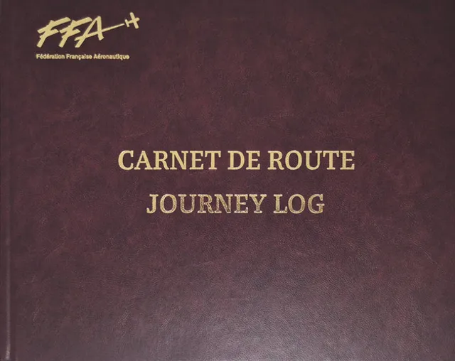 La Boutique du Pilote FFA carnet de route rigide logoté 105 pages