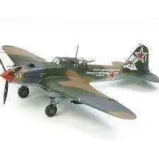 Ilushin IL-2 Sturmovik 25 Yellow 1/72 maquette avion