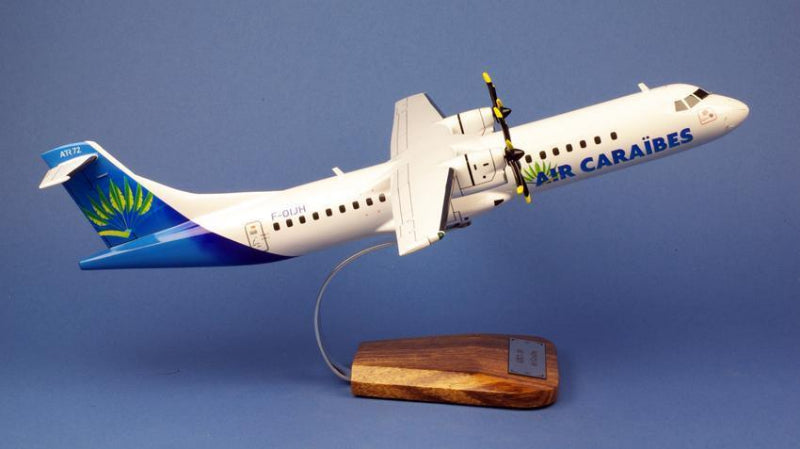 ATR72-500 Air Caraïbes F-OIJH maquette bois 1/72 45 cm