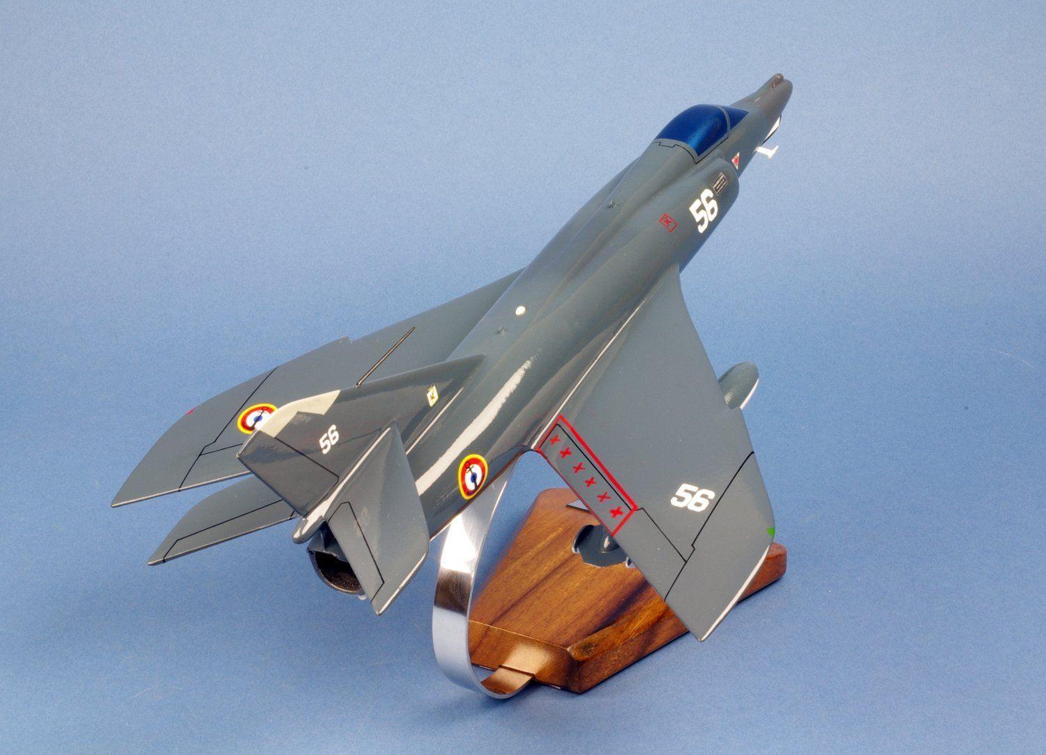 Étendard IV.M Flottille 17.F maquette bois 1/35