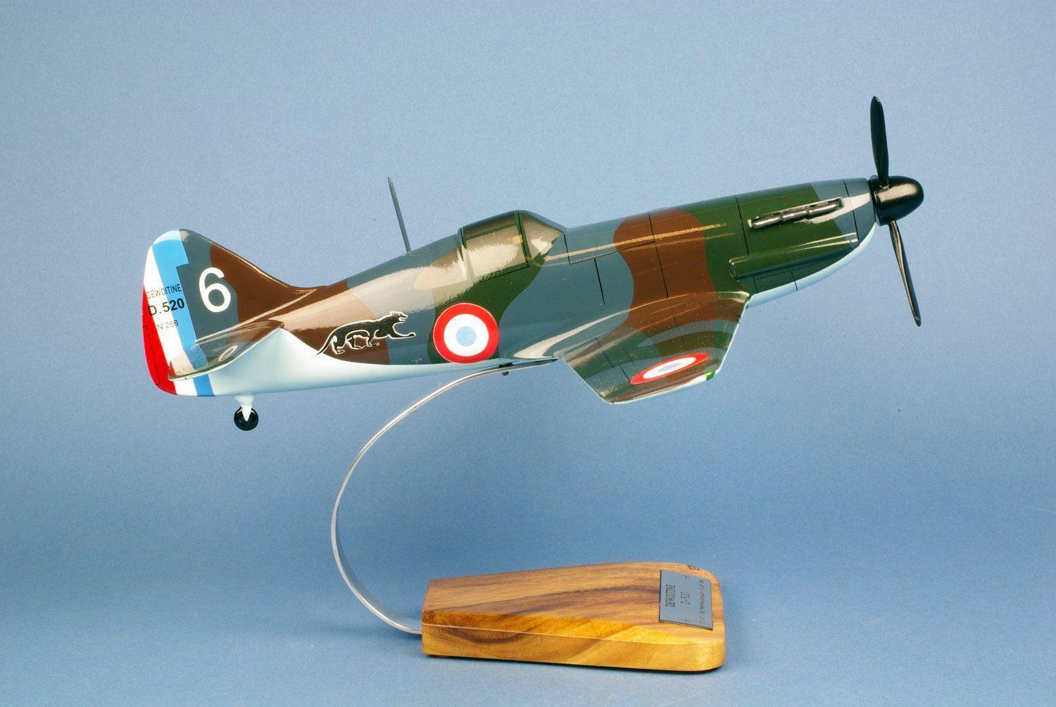 Dewoitine D.520 GC II/7 maquette bois 1/28 44,5 cm