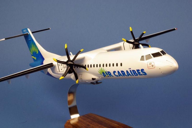 ATR72-500 Air Caraïbes F-OIJH maquette bois 1/72 45 cm