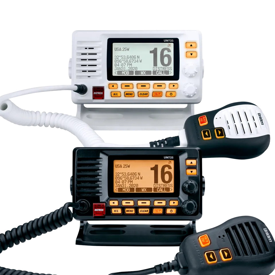 Uniden UM725 radio VHF marine fixe noire GPS Bluetooth