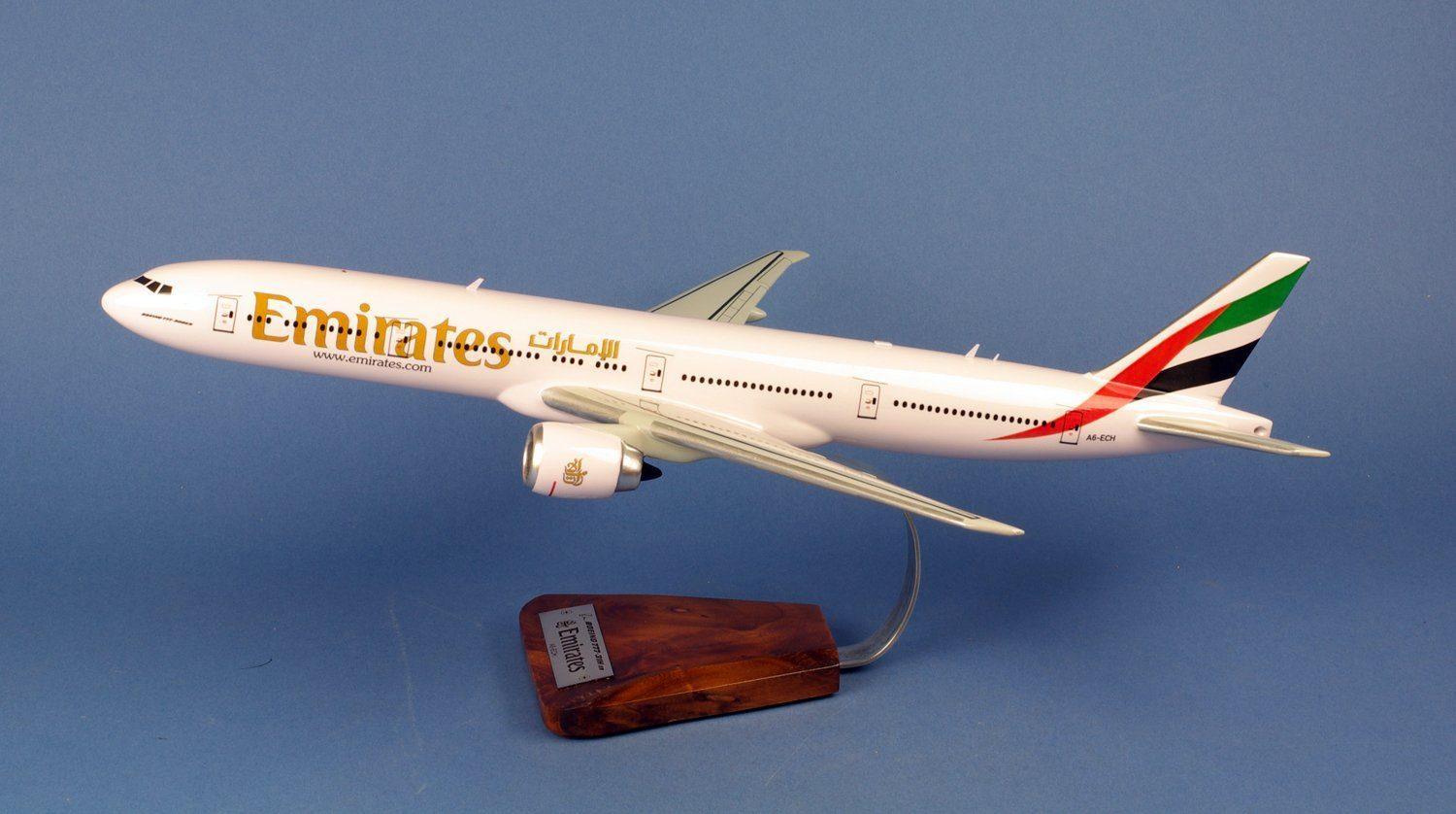 Boeing 777-31H.ER Emirates A6-ECH maquette bois 1/144