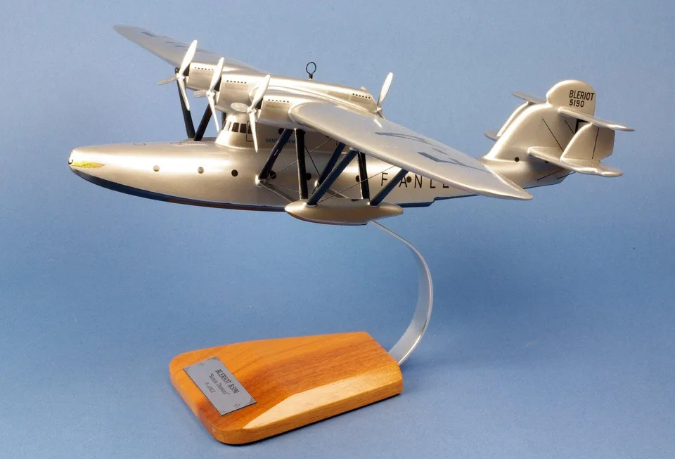 La Boutique du Pilote Blériot B.5190 Santos Dumont maquette 1/72