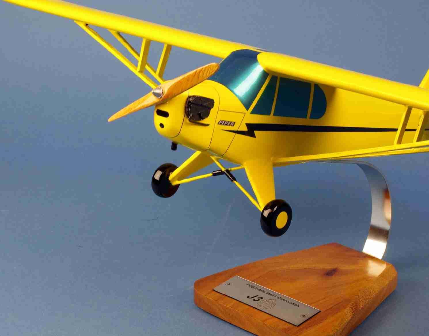 La Boutique du Pilote Piper J3 Cub maquette bois 36 cm
